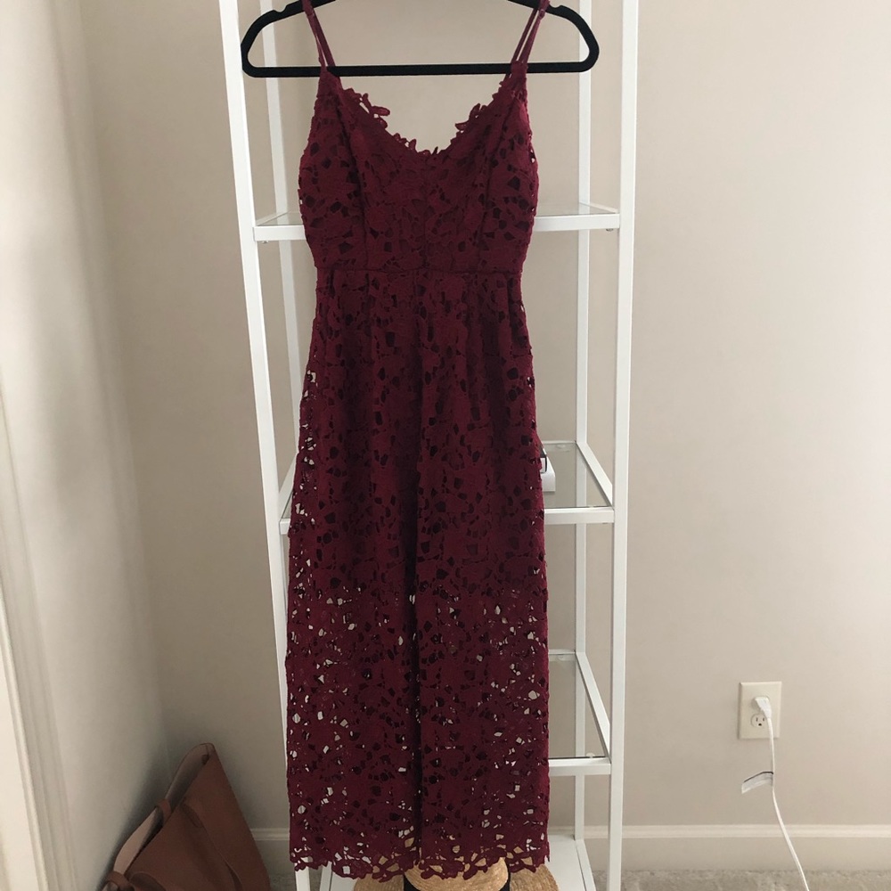 ASTR lace midi dress
